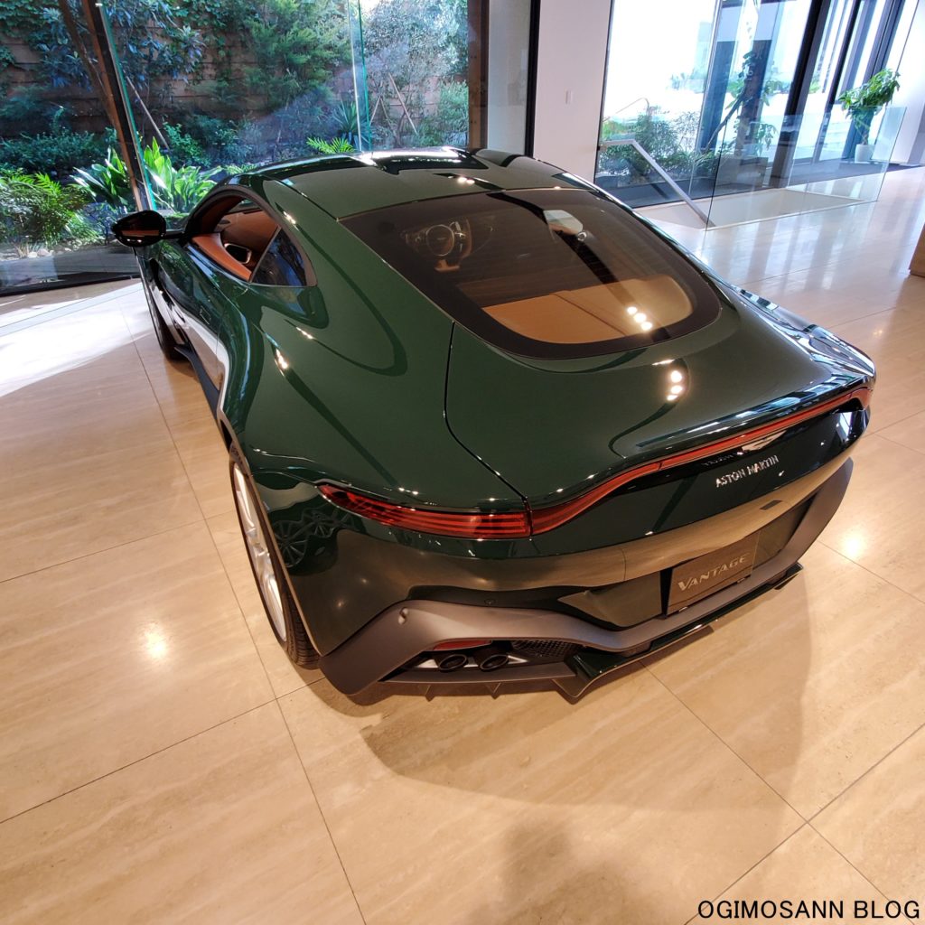 aston martin Vantage